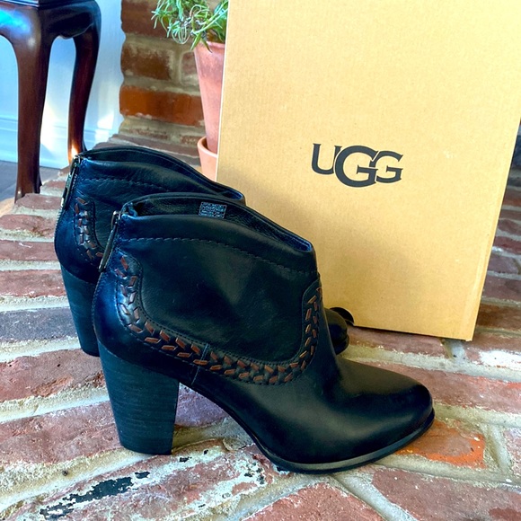 UGG Shoes - ⬆️ Ugg Charlotte whipstitched leather Booties